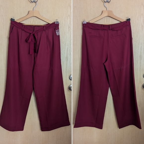 Women's Modcloth Savannah wide leg trousers, size 14, raspberry red - Picture 2 of 15